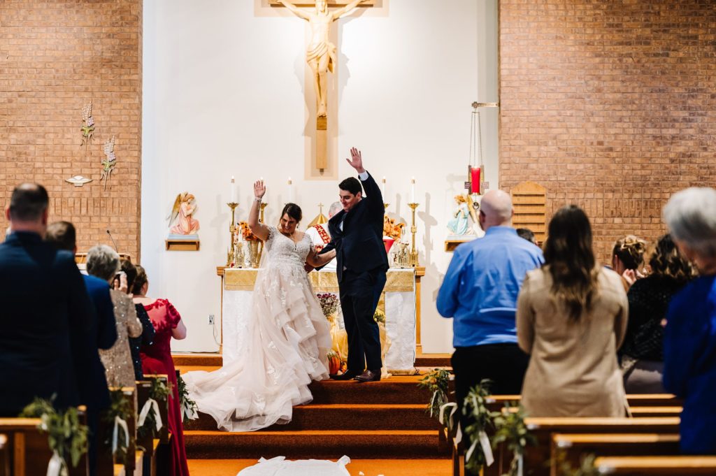 Catholic wedding ceremony at st Thomas Philo