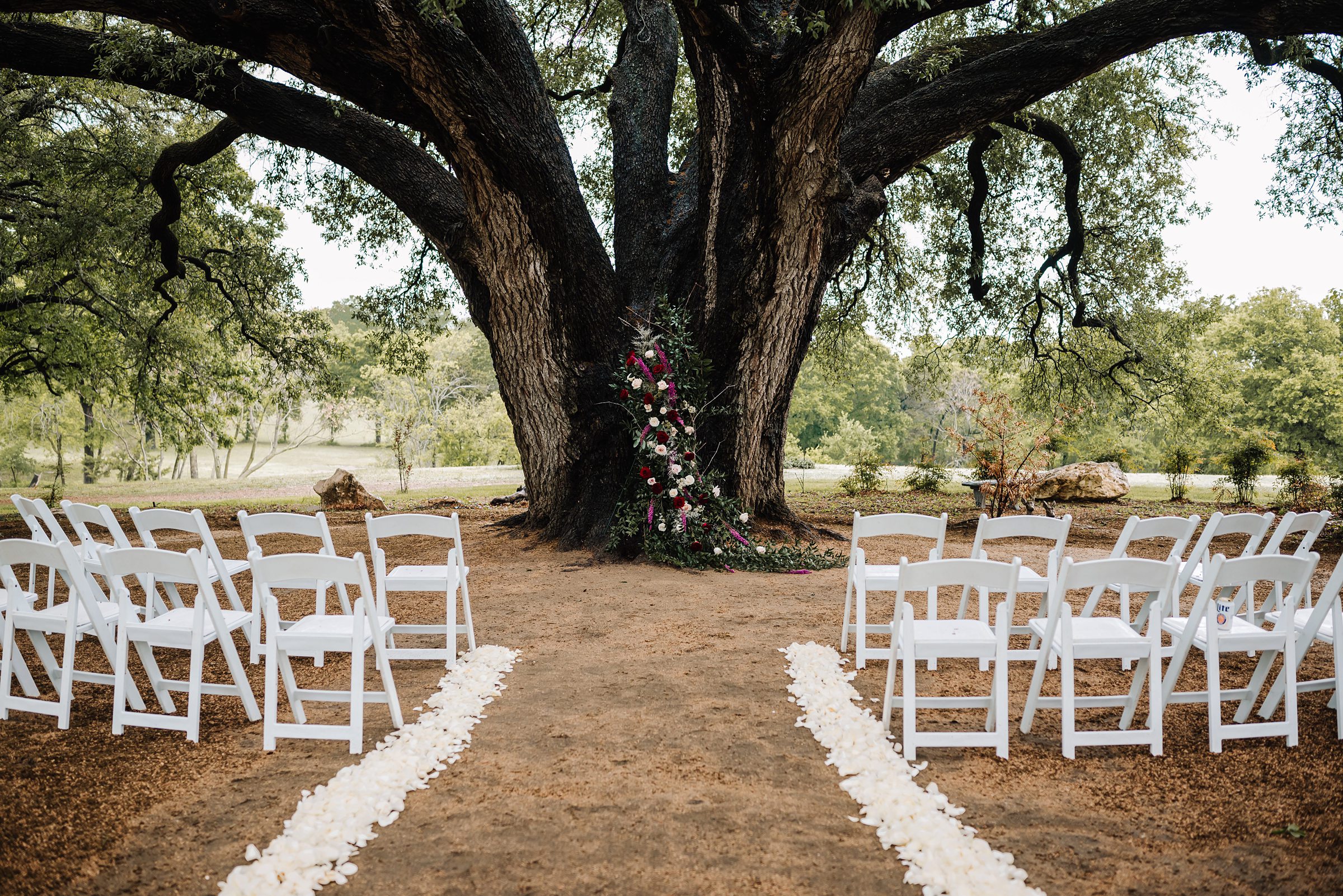 oak tree wedding ceremony at stonebridge wedding venue